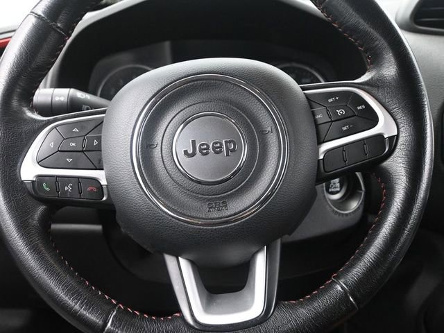 Used 2016 Jeep Renegade Trailhawk AWD/4WD image 28