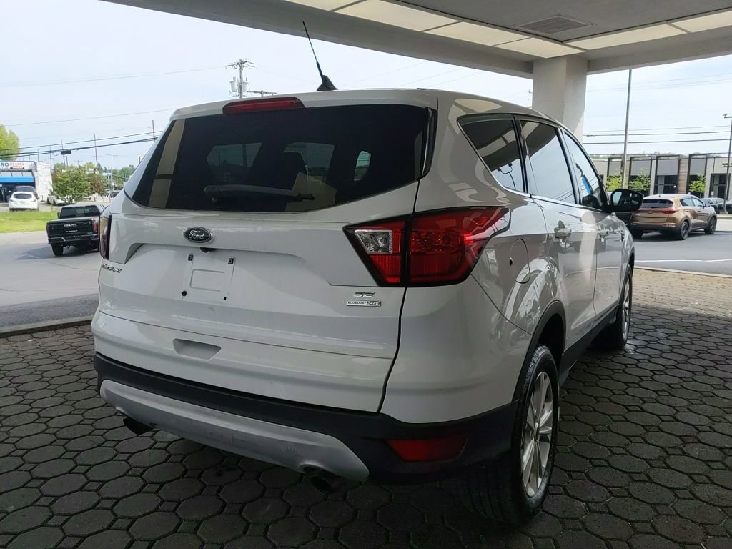Used 2019 Ford Escape SE AWD/4WD image 6