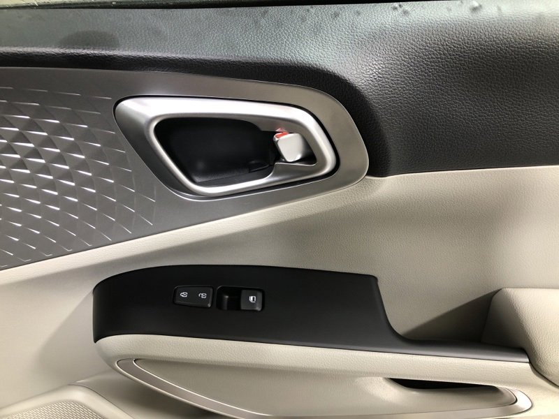 New 2025 Kia Soul LX w/ LX Technology Package image 14