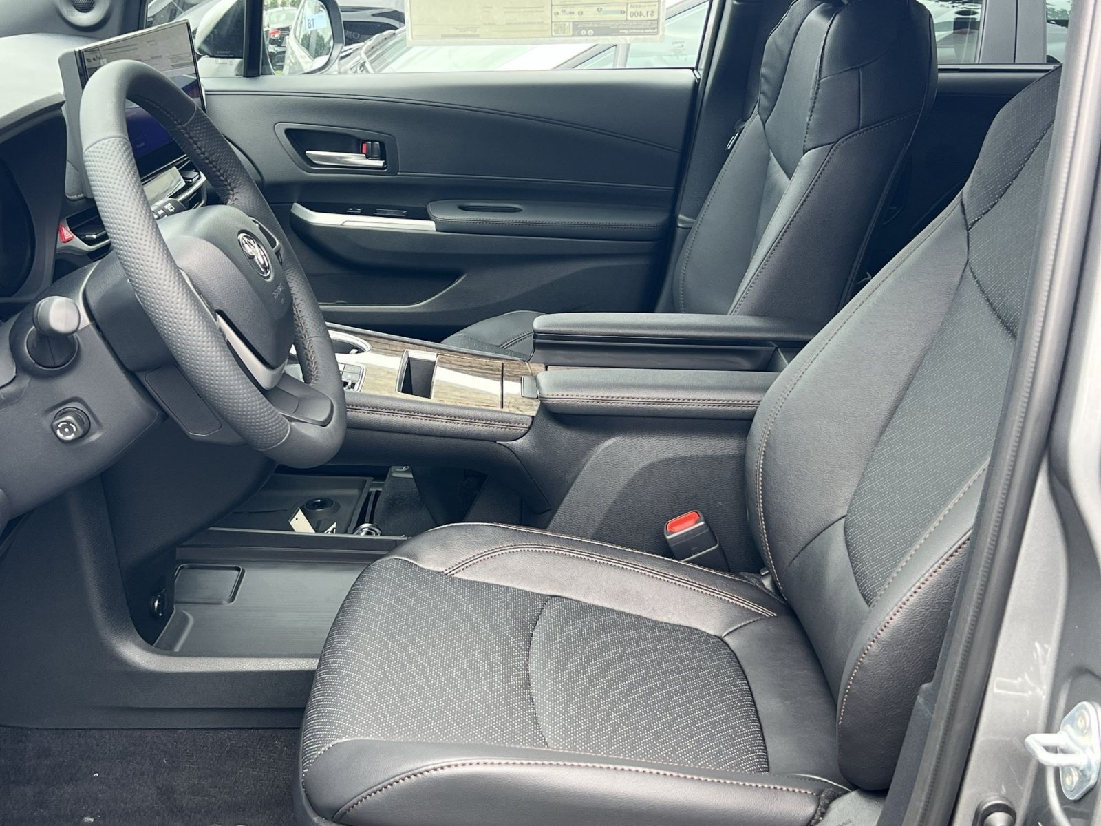 New 2026 Toyota Sienna Platinum AWD/4WD image 7