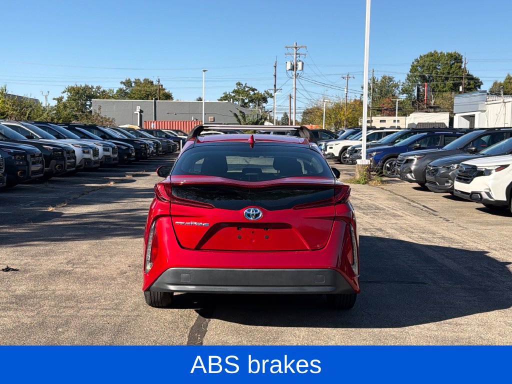 Used 2022 Toyota Prius Prime LE FWD image 4
