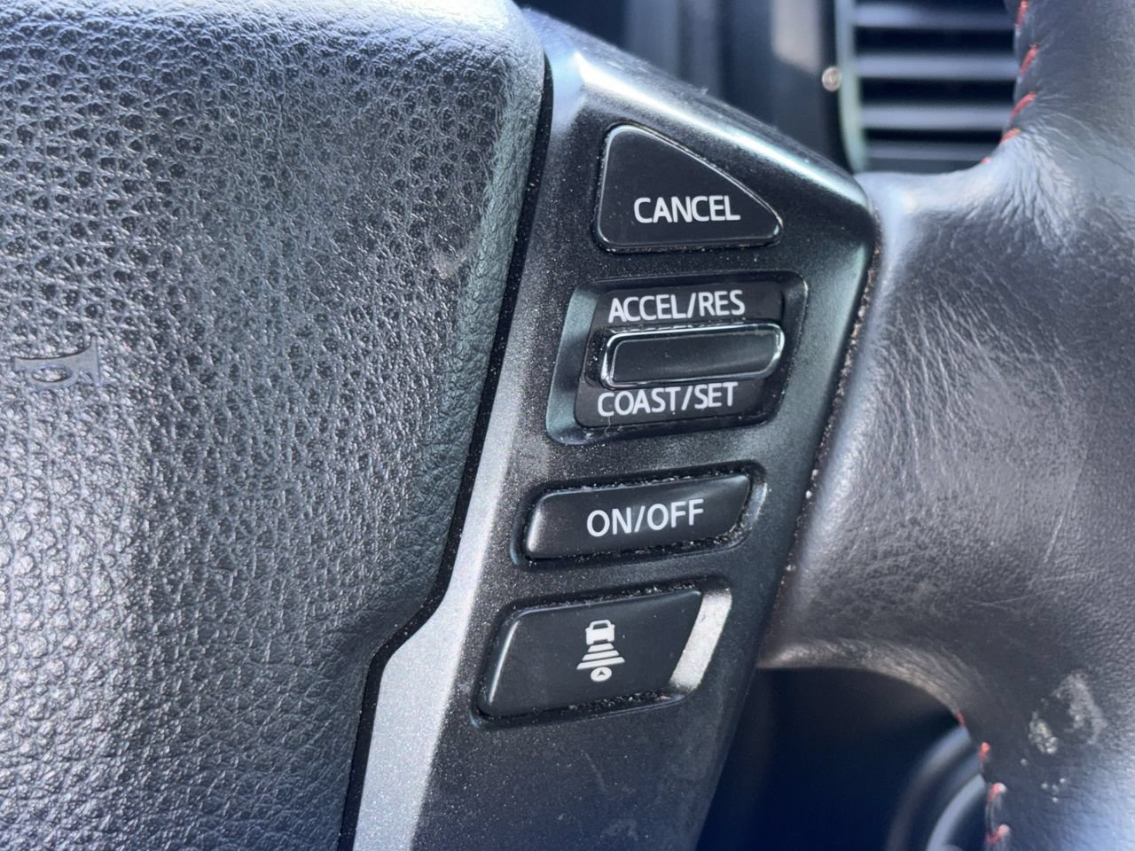 Used 2021 Nissan Titan PRO-4X w/ Pro-4x Convenience Package AWD/4WD image 24