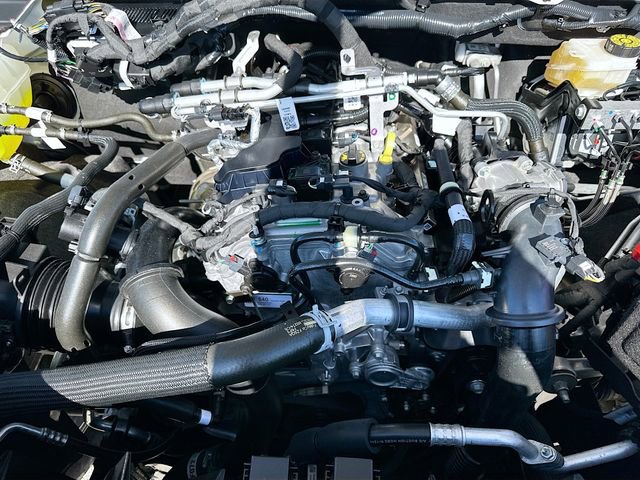 Used 2025 Ford Ranger XLT w/ Equipment Group 301A High AWD/4WD image 28