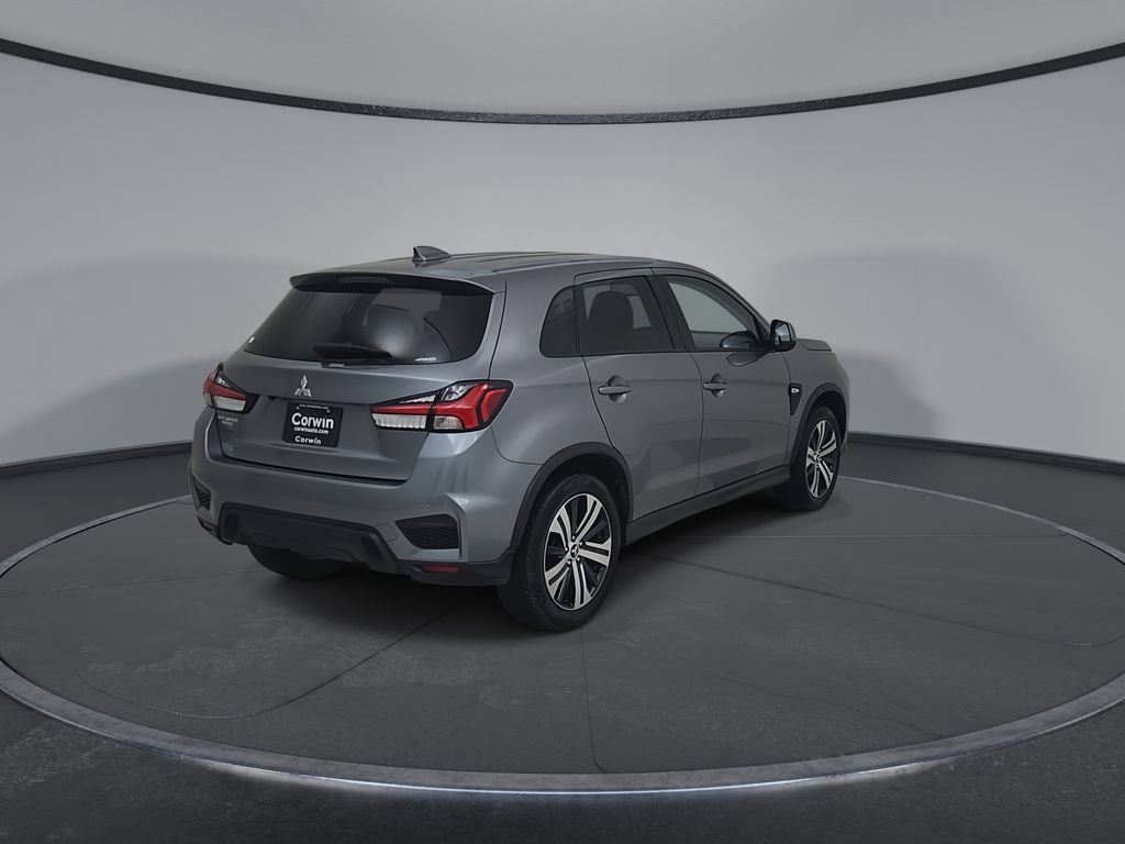 Used 2025 Mitsubishi Outlander Sport ES AWD/4WD image 16