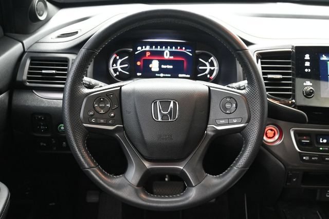 Used 2025 Honda Passport EX-L image 24