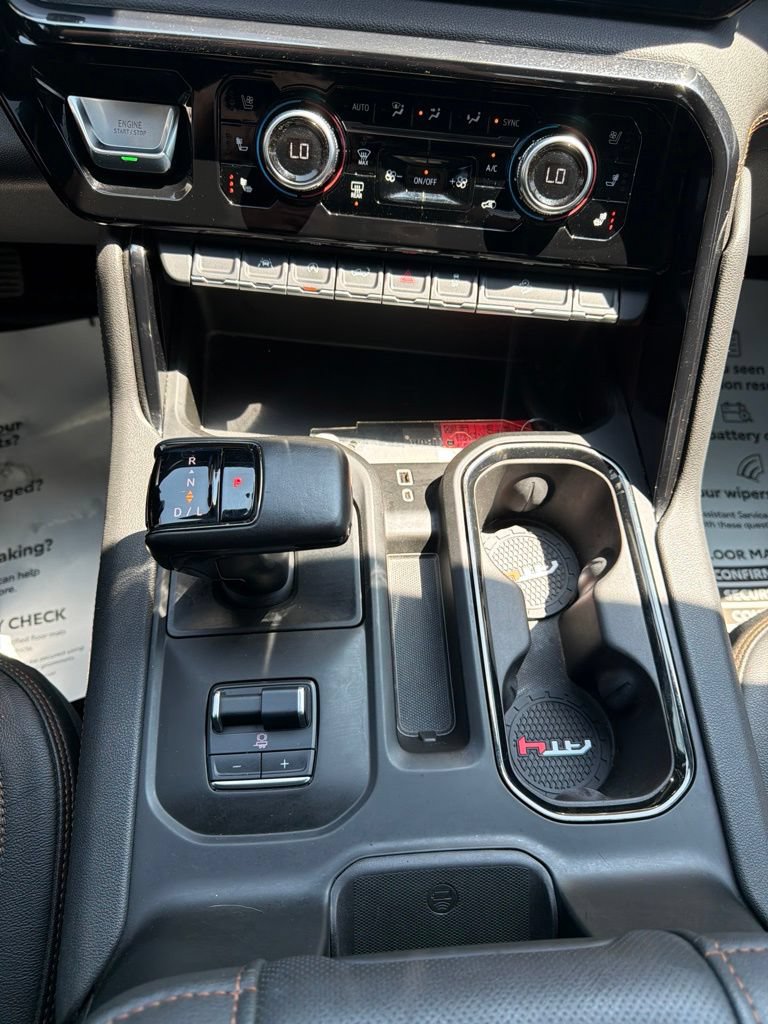 Used 2022 GMC Sierra 1500 AT4 w/ AT4 Preferred Package AWD/4WD image 32