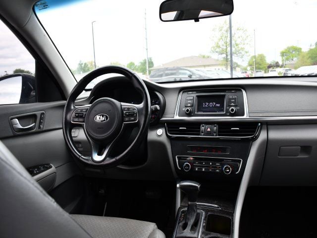 Used 2016 Kia Optima EX image 16