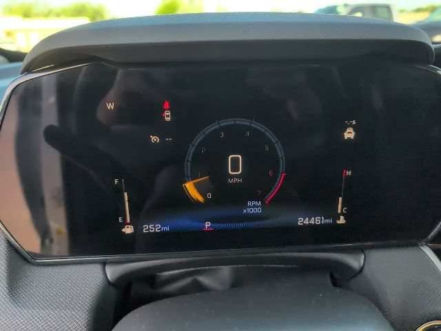 Used 2025 Chevrolet TrailBlazer LT w/ LT Cold Weather Package FWD image 22