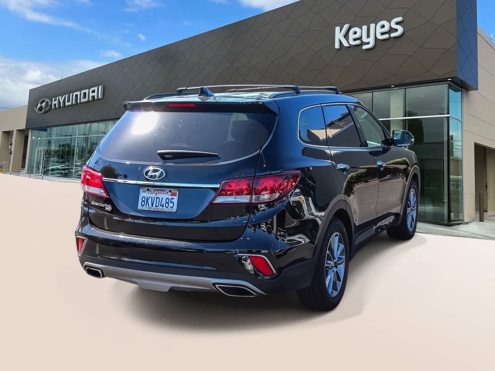 Used 2019 Hyundai Santa Fe XL SE w/ SE Premium Package 02 FWD image 4