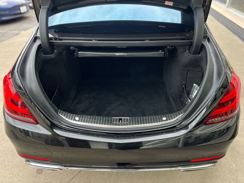 Used 2018 Mercedes-Benz S 560 Sedan image 26