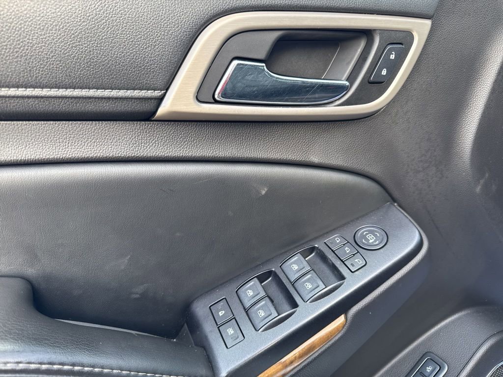 Used 2015 GMC Yukon Denali w/ Premium Package image 13