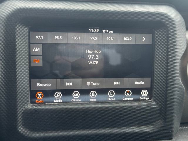 Certified 2022 Jeep Gladiator Willys image 27