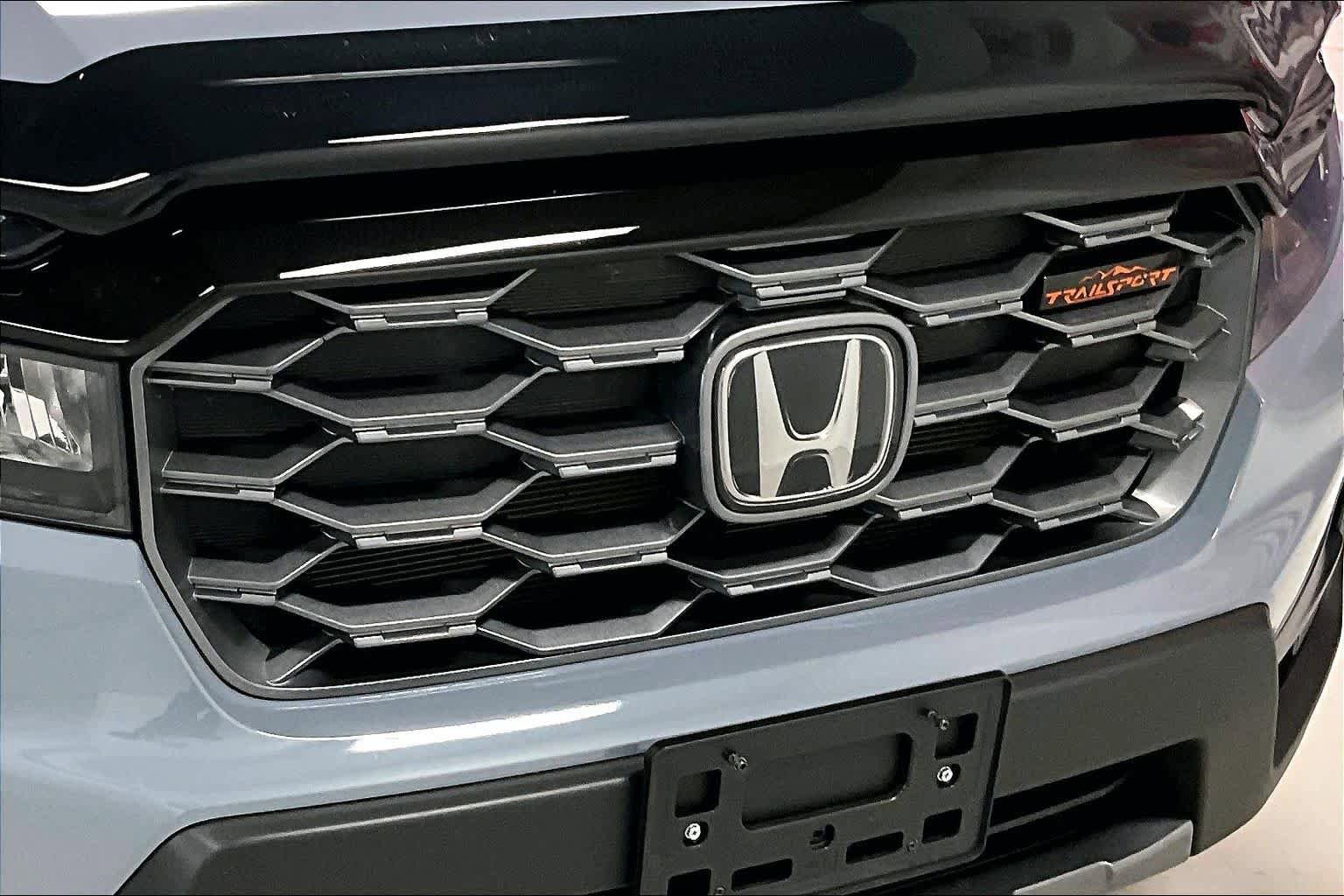 Used 2025 Honda Ridgeline TrailSport image 30