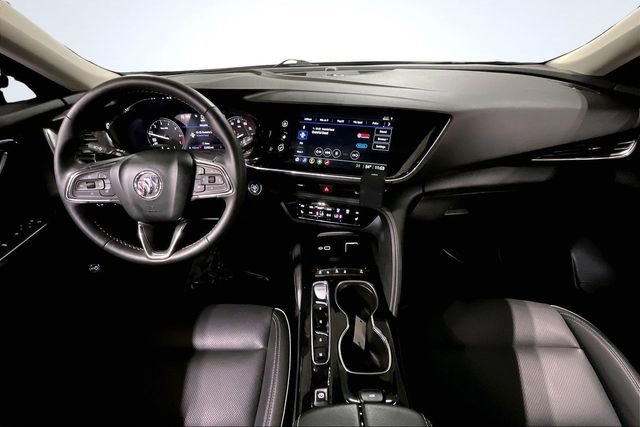 Used 2023 Buick Envision Essence image 16