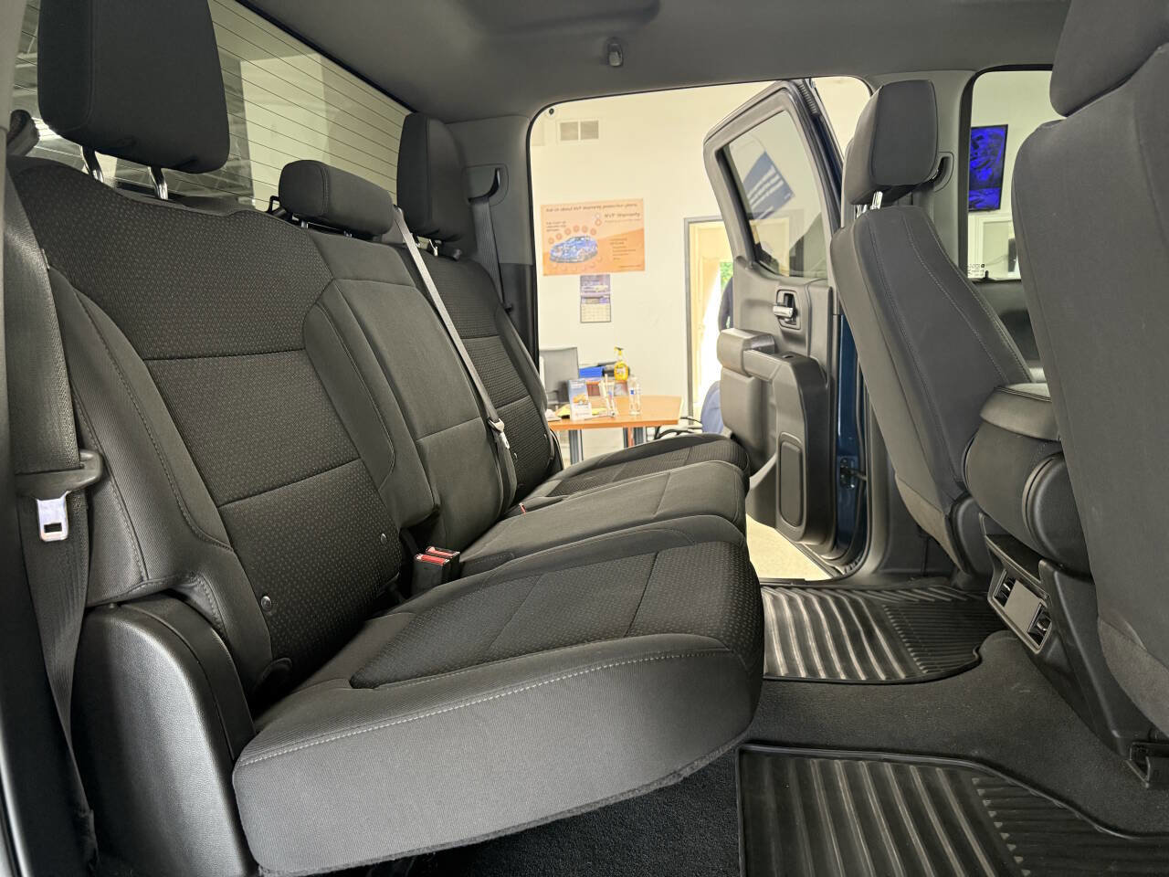 Used 2022 Chevrolet Silverado 1500 Custom image 14