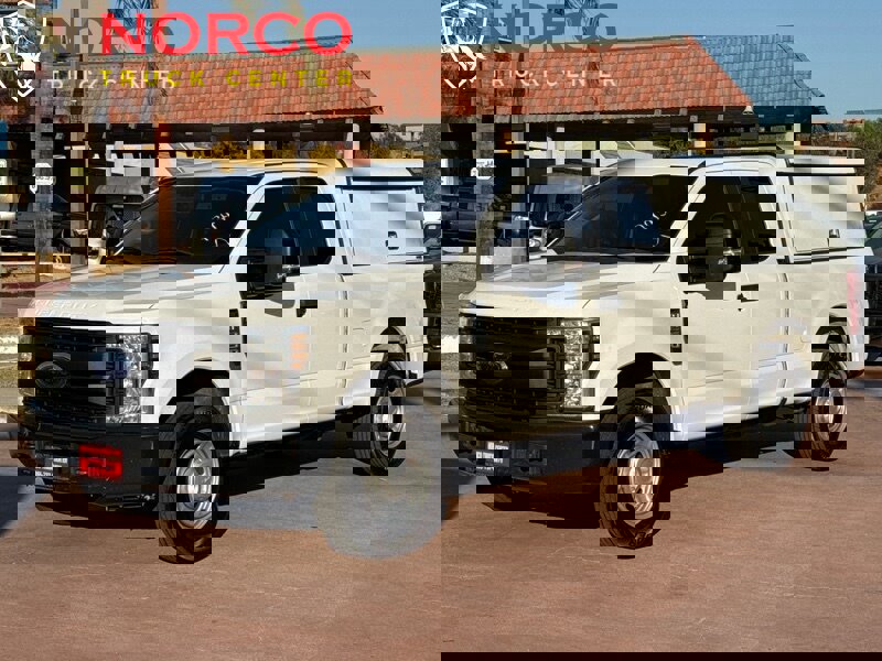 Used 2019 Ford F250 XL w/ Power Equipment Group image 4