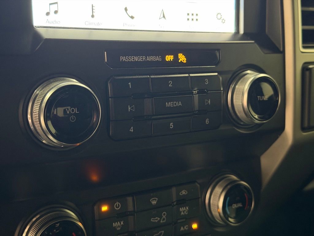 Used 2019 Ford F150 Lariat w/ Equipment Group 502A Luxury image 44