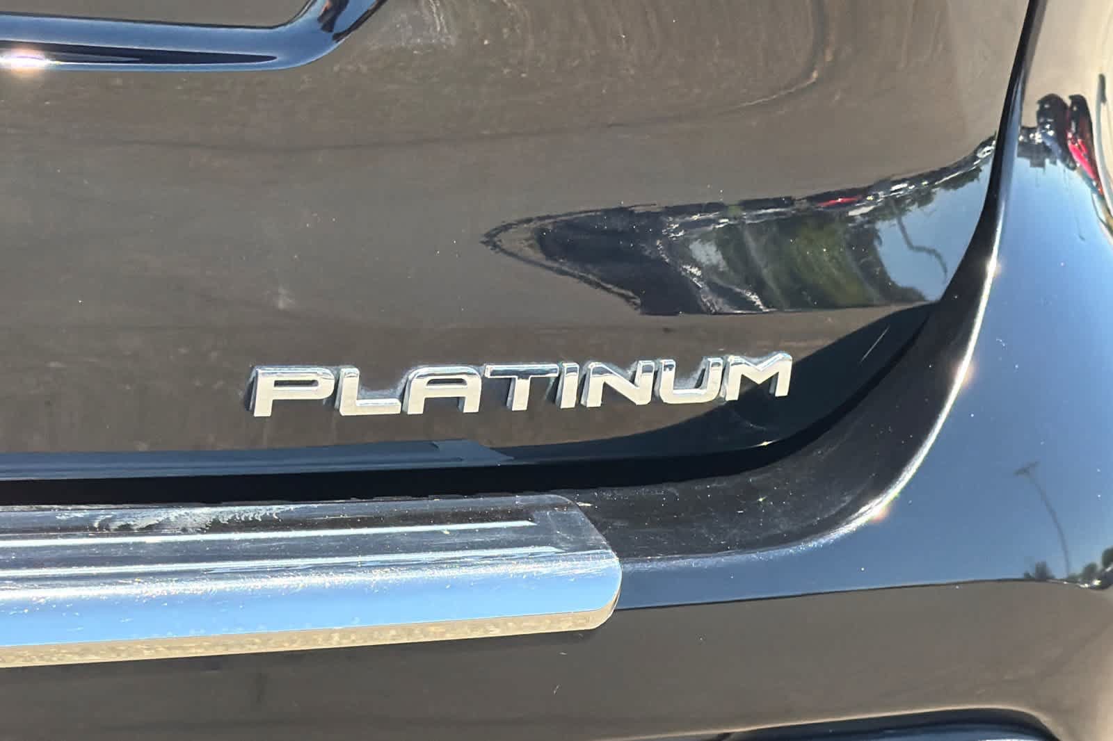 Used 2021 Toyota Highlander Platinum FWD image 33