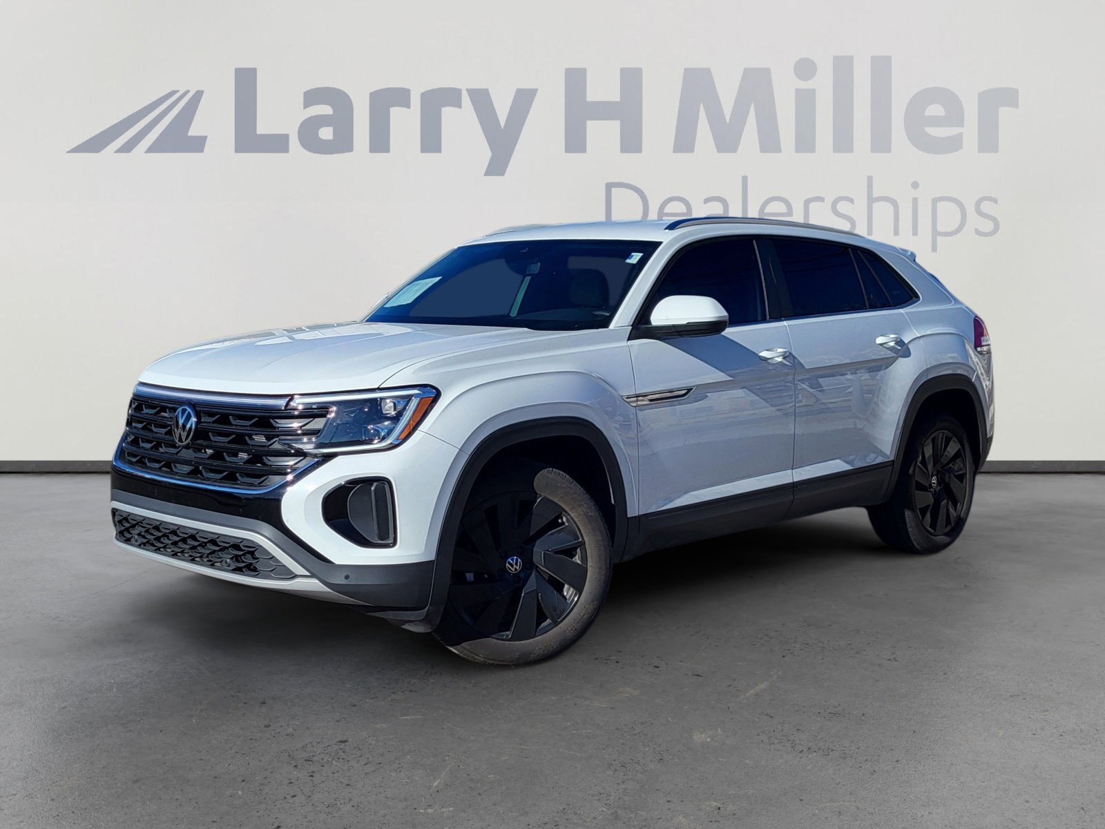 Used 2024 Volkswagen Atlas Cross Sport SE