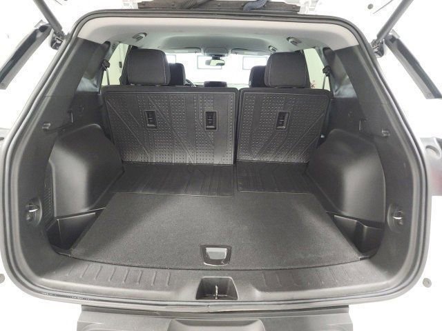 Used 2023 Chevrolet Blazer LT w/ Convenience Package FWD image 31
