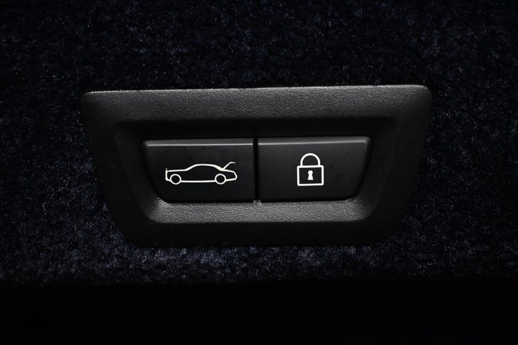 Used 2010 Rolls-Royce Ghost image 29