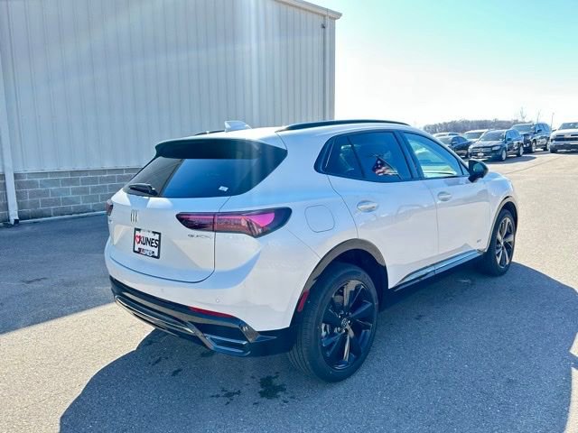 New 2025 Buick Envision Sport Touring image 9