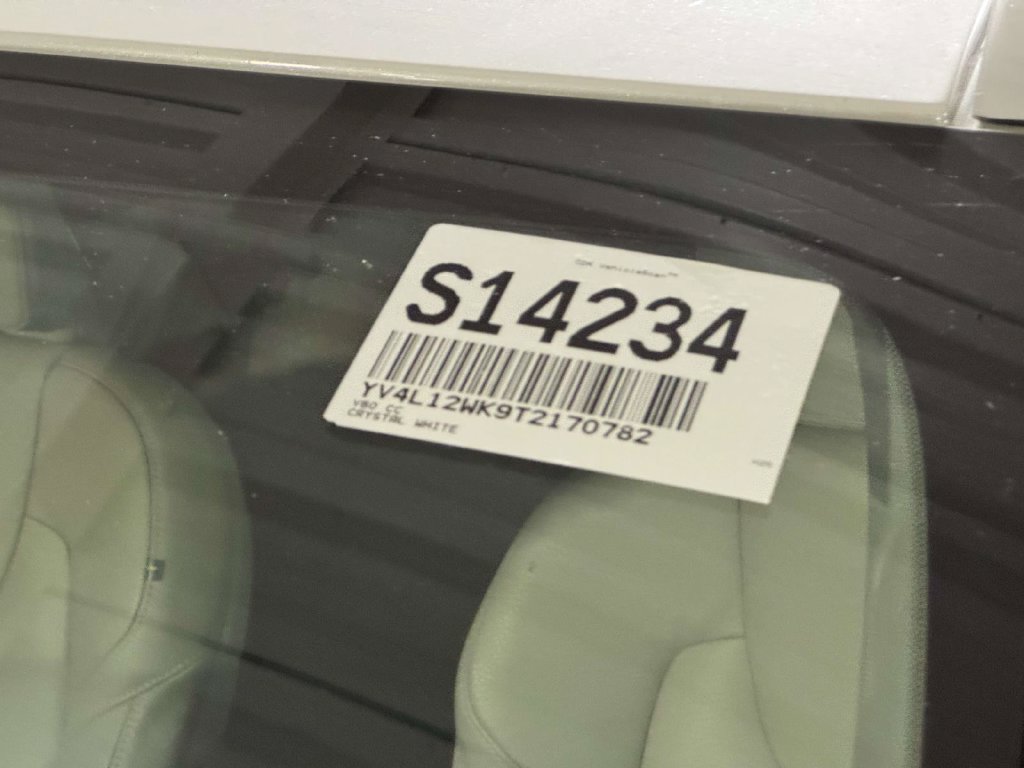 Used 2026 Volvo V60 B5 Cross Country Plus w/ Protection Package Premier AWD/4WD image 7