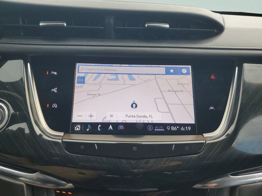 Used 2020 Cadillac XT6 Premium Luxury AWD/4WD image 19