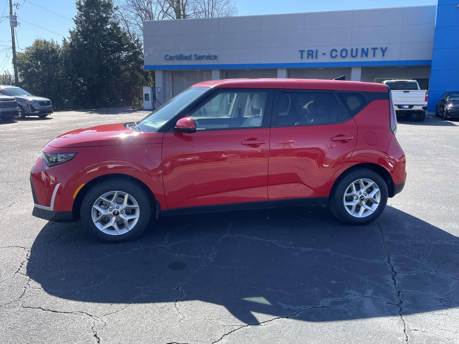 Used 2023 Kia Soul LX w/ LX Technology Package image 6