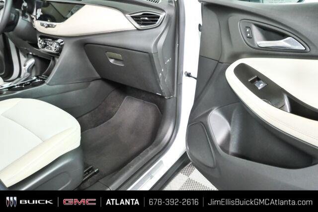 Certified 2022 Buick Encore GX Select FWD image 22