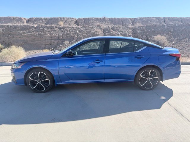 Used 2025 Nissan Altima 2.5 SR FWD image 5