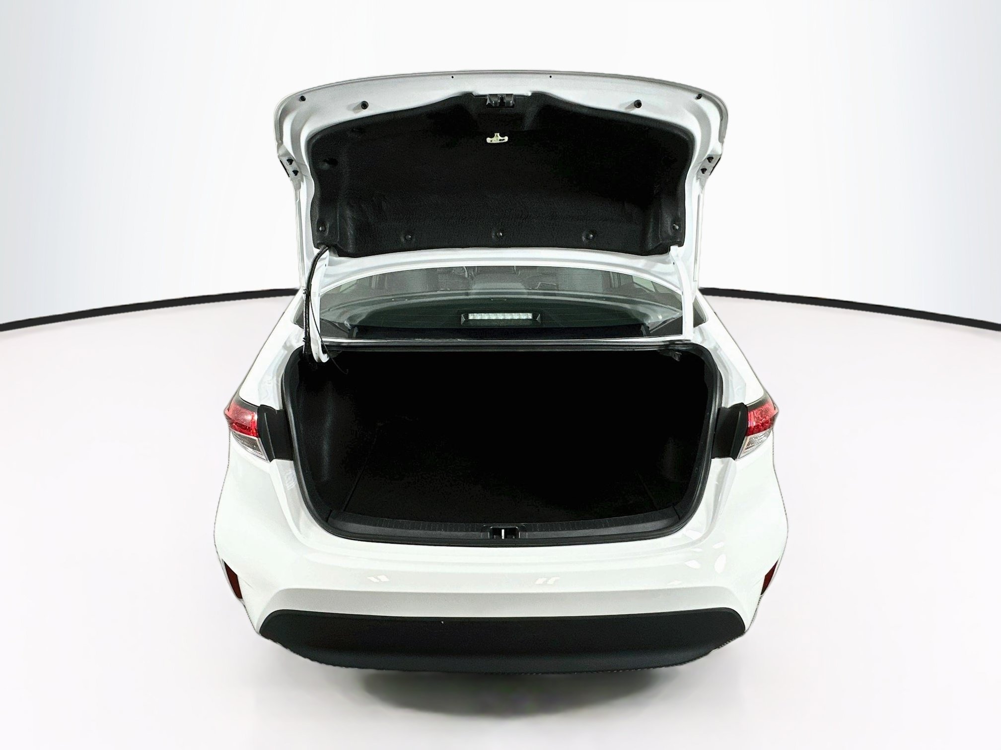 Used 2025 Toyota Corolla LE FWD image 26