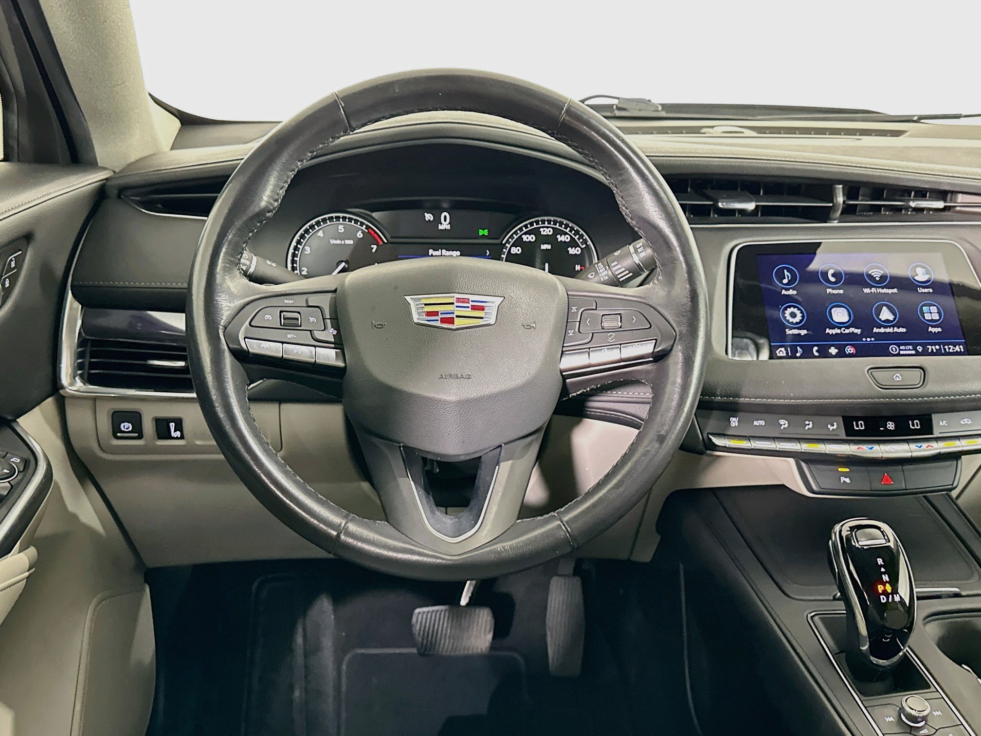 Used 2023 Cadillac XT4 Luxury FWD image 18