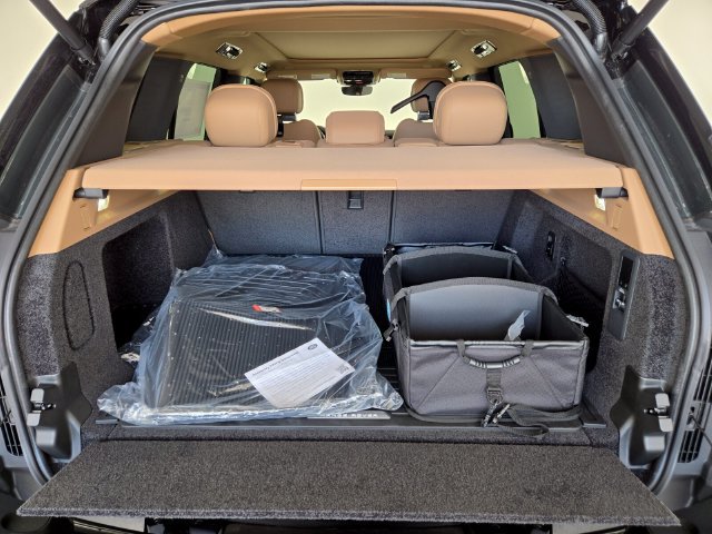 New 2026 Land Rover Range Rover SE AWD/4WD image 14