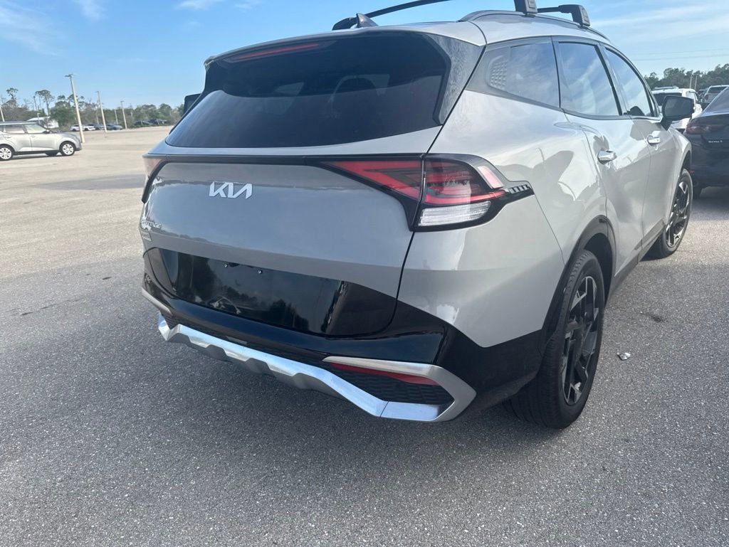 Certified 2024 Kia Sportage SX FWD image 3