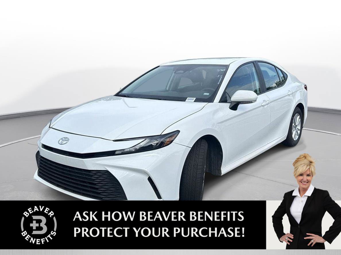 Used 2025 Toyota Camry LE FWD image 1