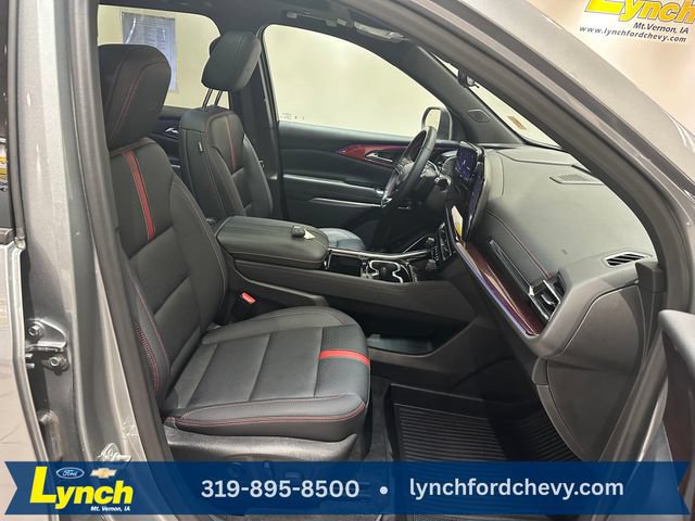 Used 2024 Chevrolet Traverse RS w/ LPO, Floor Liner Package AWD/4WD image 7