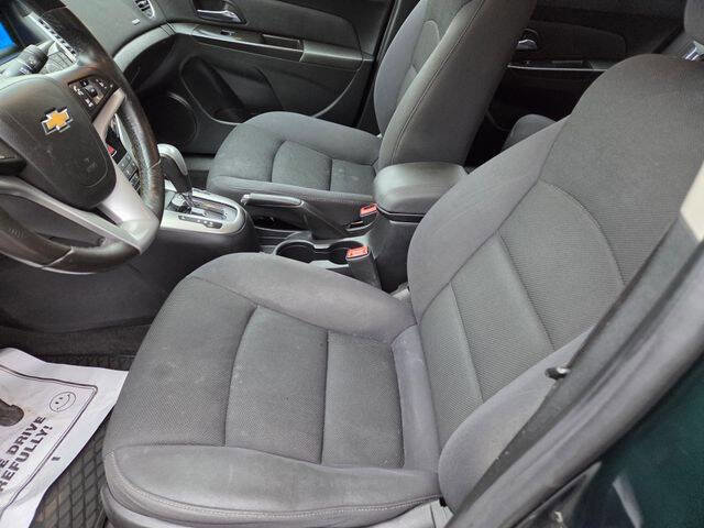 Used 2014 Chevrolet Cruze LT FWD image 20