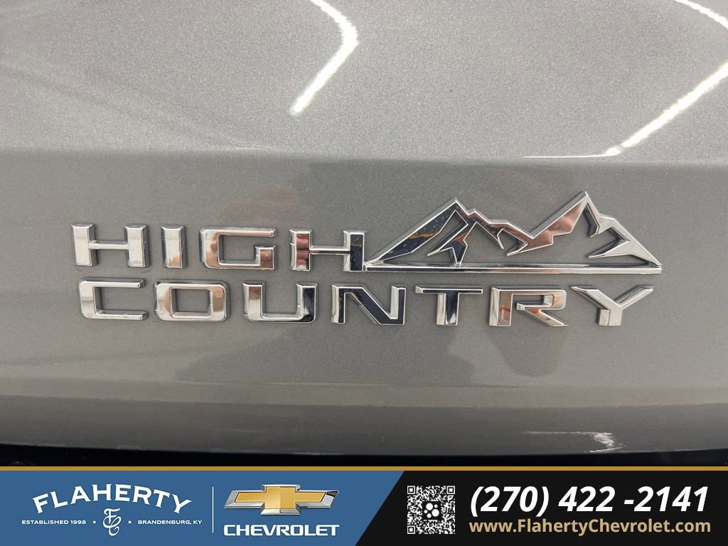 Used 2025 Chevrolet Traverse High Country w/ LPO, Floor Liner Package image 19