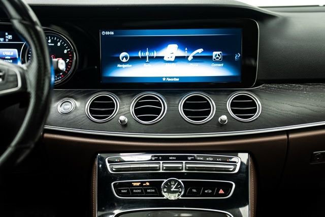 Used 2017 Mercedes-Benz E 300 4MATIC image 18