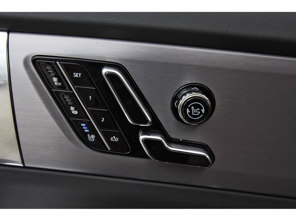 New 2026 Cadillac Vistiq Premium Luxury AWD/4WD image 23