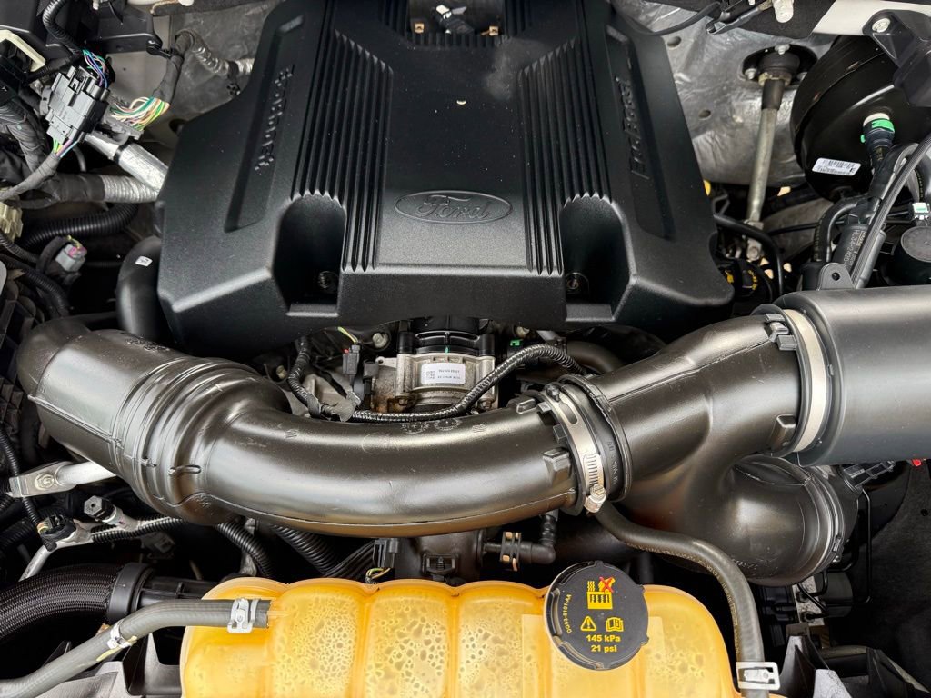 Used 2017 Ford F150 Lariat w/ Equipment Group 502A Luxury AWD/4WD image 28