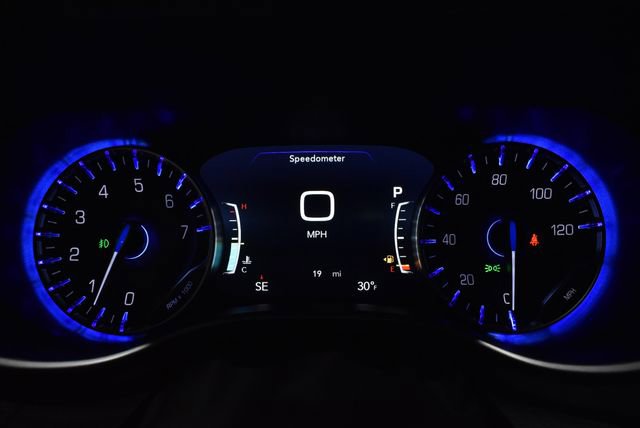 New 2026 Chrysler Pacifica Select w/ S Appearance Package image 25