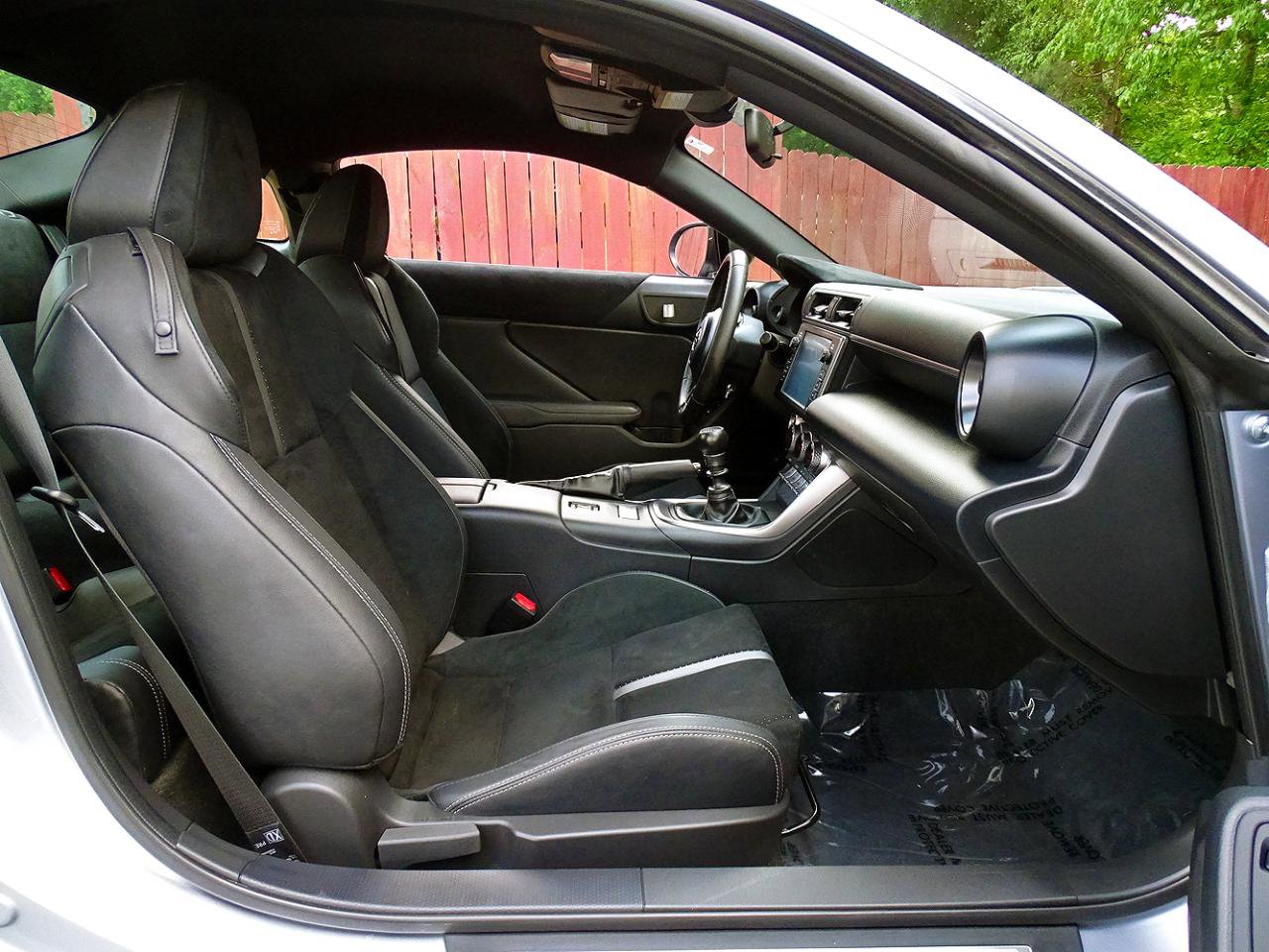 Used 2024 Toyota GR86 Premium RWD image 35