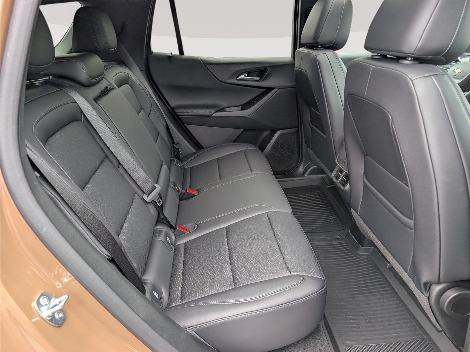 New 2027 Chevrolet Equinox LT w/ Convenience Package II AWD/4WD image 7