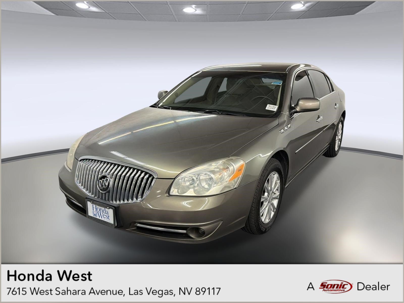 Used 2011 Buick Lucerne CX FWD image 1