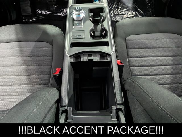 Used 2024 Ford Edge SE w/ Black Appearance Package image 29