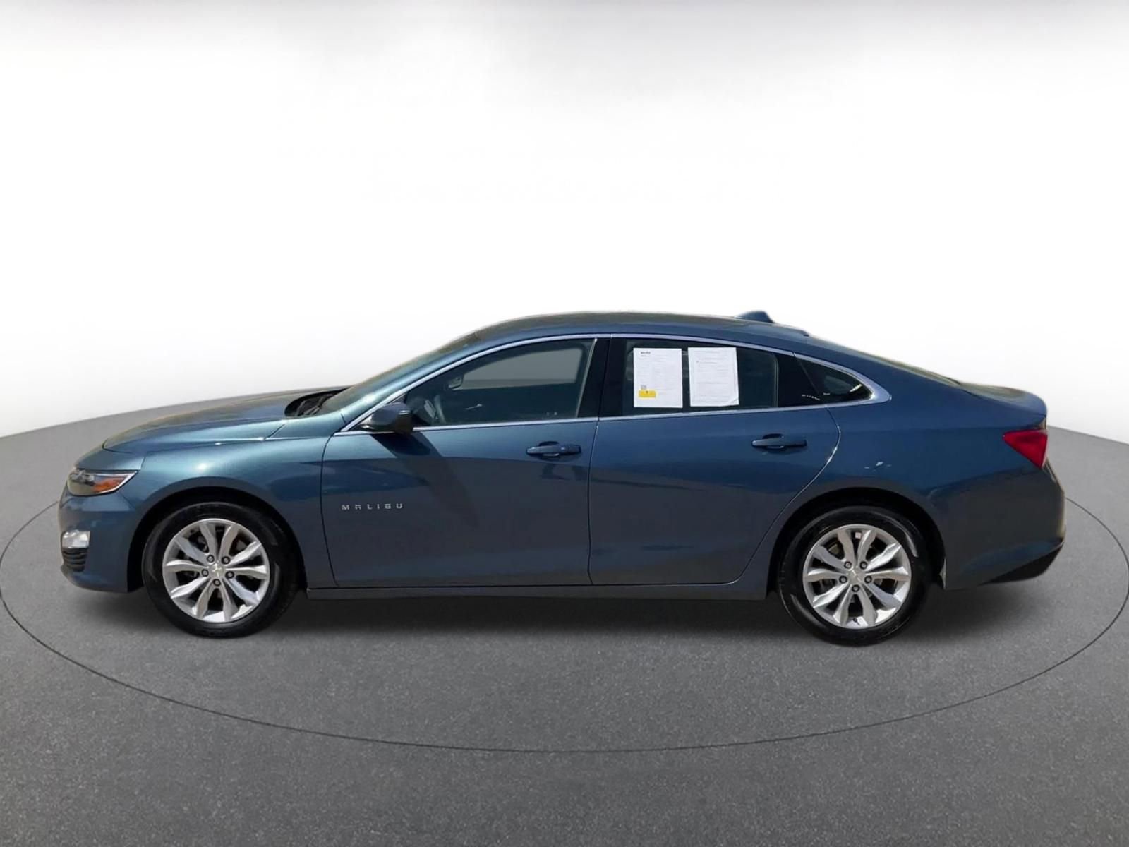 Used 2024 Chevrolet Malibu LT image 9