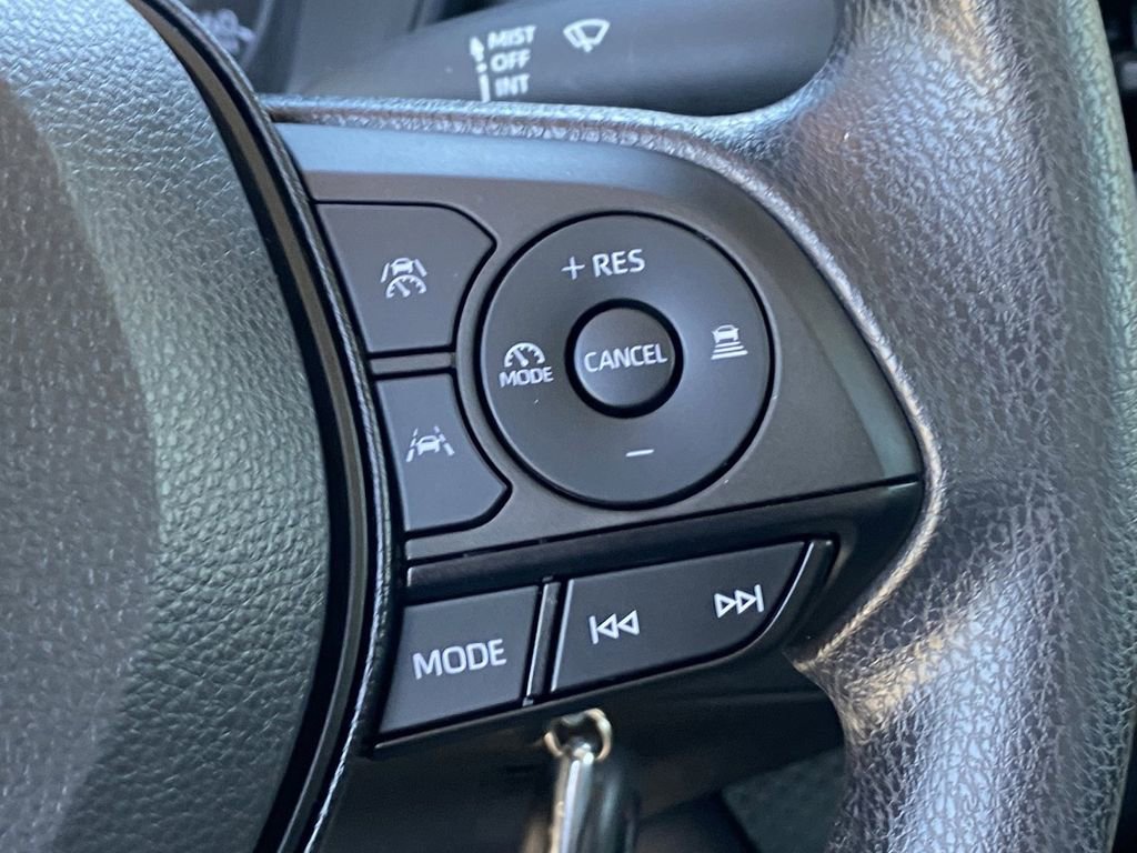 Certified 2025 Toyota Corolla LE image 27