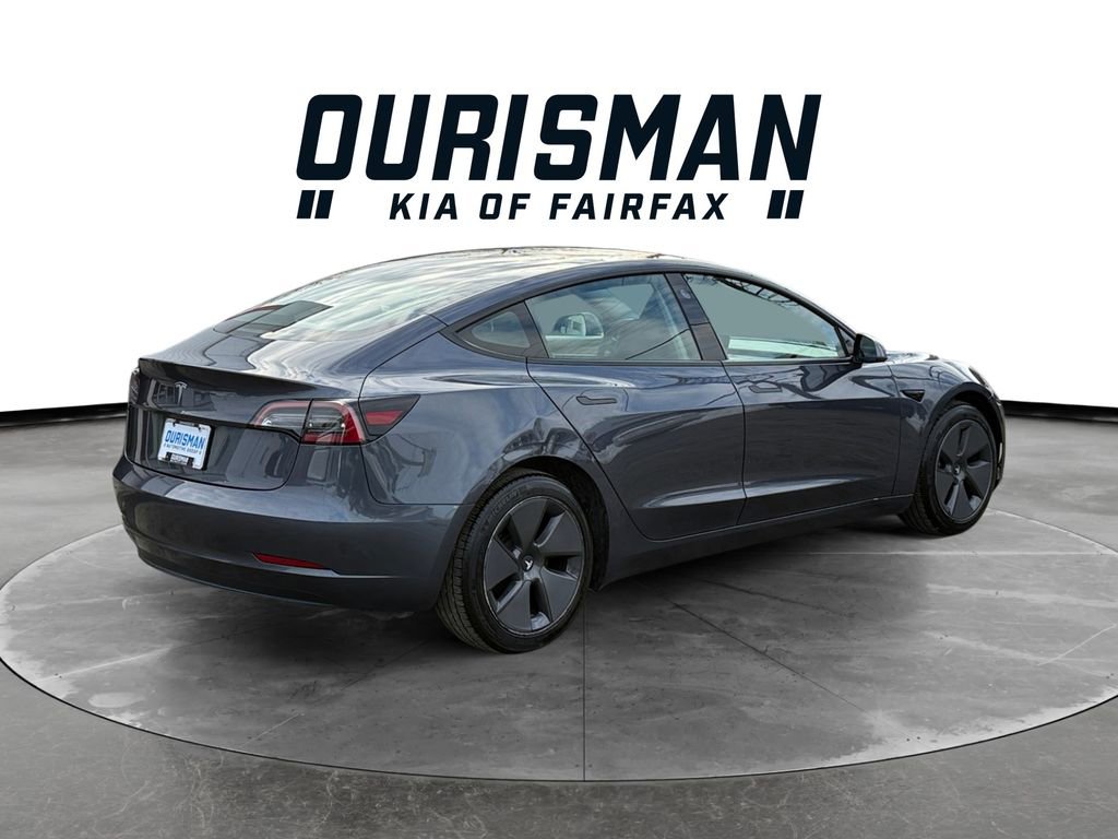 Used 2023 Tesla Model 3 Standard Range image 6